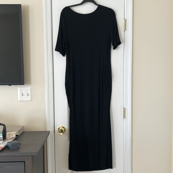 Old Navy Maternity Elbow-sleeve Jersey Maxi Dress - Picture 3 of 7